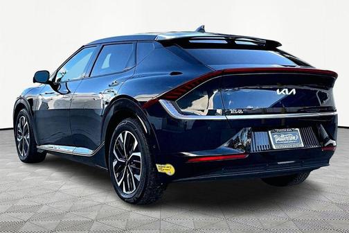 2022 Kia EV6 Wind