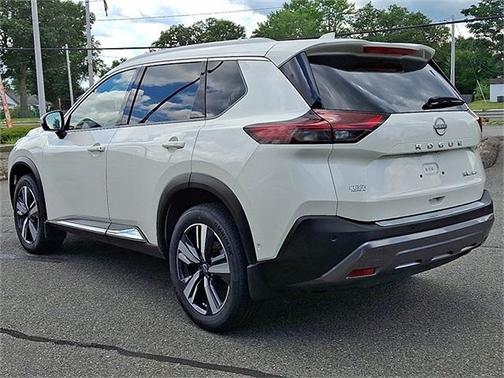 2022 Nissan Rogue SL