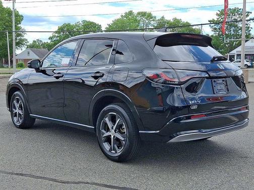 Black 2024 Honda HR-V EX-L