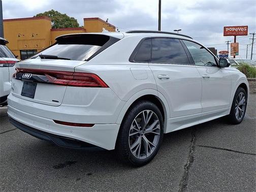 2020 Audi Q8 55 Premium
