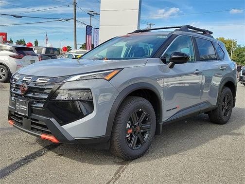 2025 Nissan Rogue Rock Creek