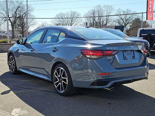 2025 Nissan Sentra SR