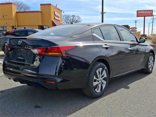 2025 Nissan Altima S