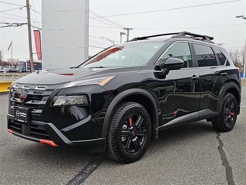 2025 Nissan Rogue Rock Creek