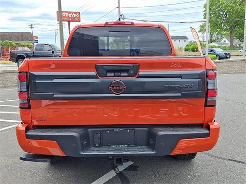 2025 Nissan Frontier PRO-4X