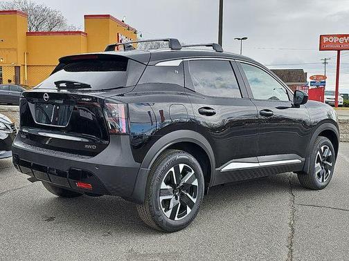 Super Black 2026 Nissan Kicks SV