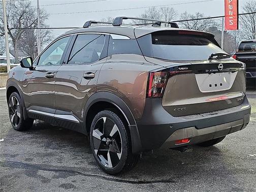 2026 Nissan Kicks SR