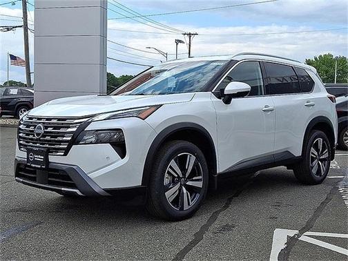 2025 Nissan Rogue SL