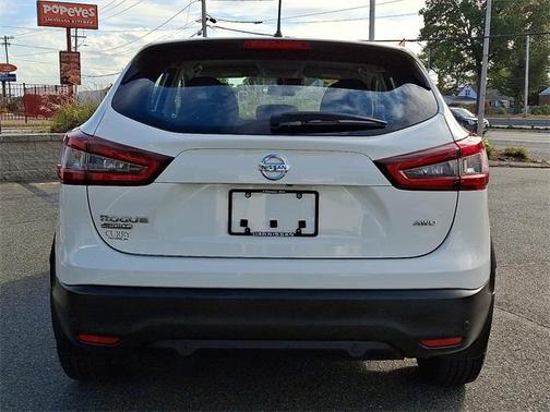 2022 Nissan Rogue Sport S