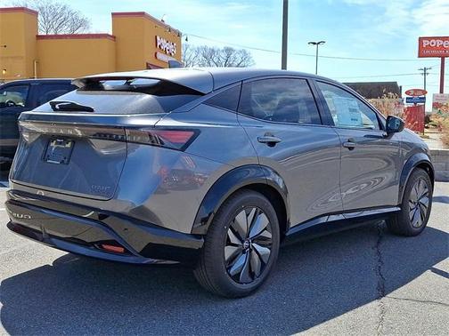 2025 Nissan ARIYA EVOLVE+
