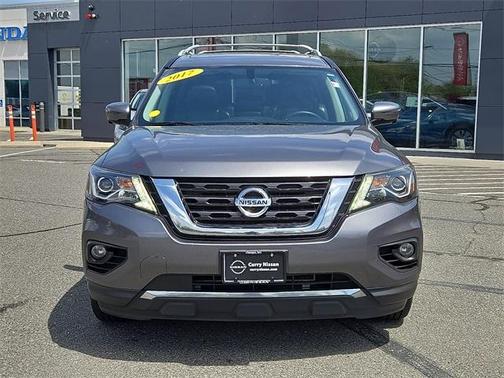 2017 Nissan Pathfinder Platinum