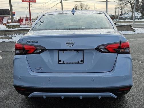 2025 Nissan Versa 1.6 SV