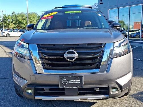 2023 Nissan Pathfinder Platinum