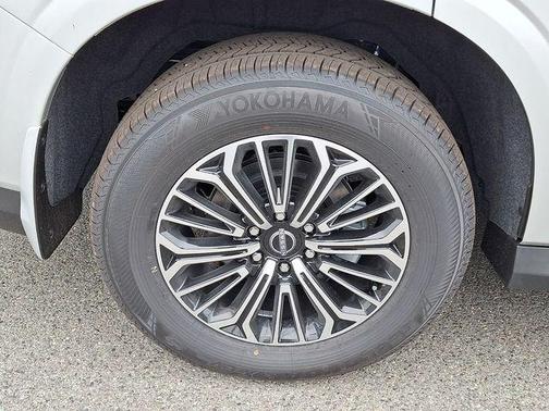 Brilliant Silver Metallic 2026 Nissan Armada SL