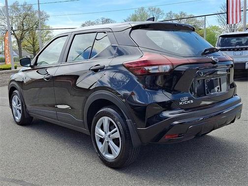 2024 Nissan Kicks S