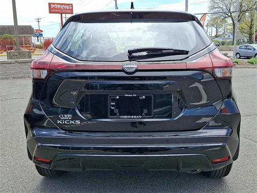 2024 Nissan Kicks S