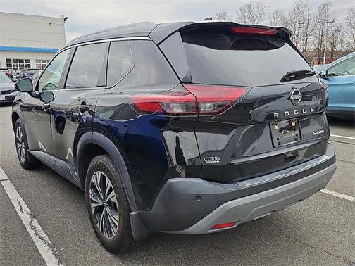 2022 Nissan Rogue SV