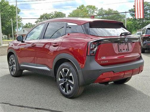 2025 Nissan Kicks SV