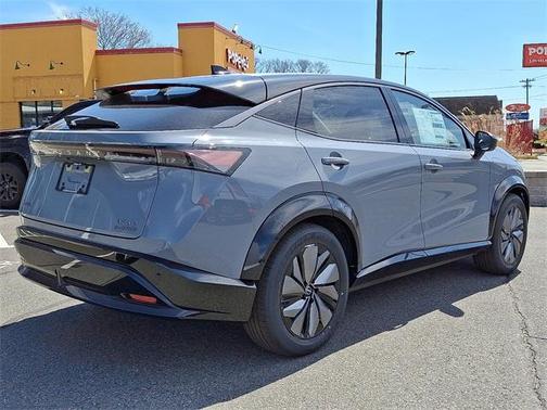 2025 Nissan ARIYA EVOLVE+