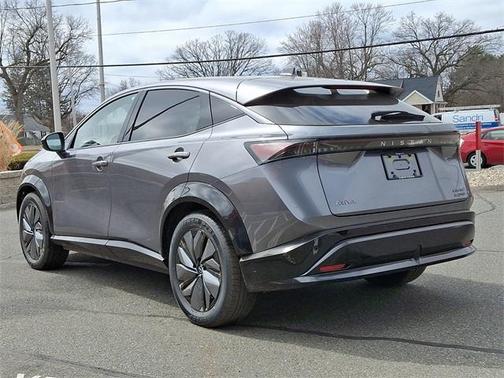 2025 Nissan ARIYA ENGAGE+