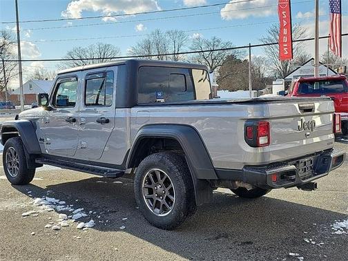 2020 Jeep Gladiator Sport