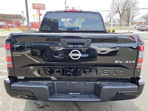 2024 Nissan Frontier SV
