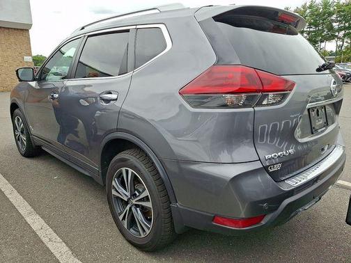Gun Metallic 2019 Nissan Rogue SV