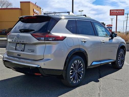 2025 Nissan Rogue Platinum