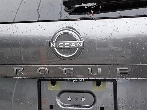 2025 Nissan Rogue SL