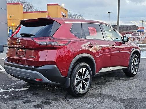 2021 Nissan Rogue SV