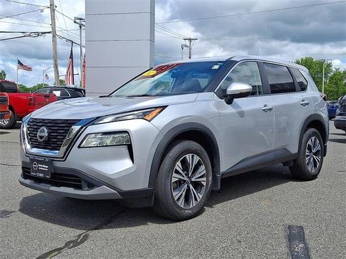 2022 Nissan Rogue SV