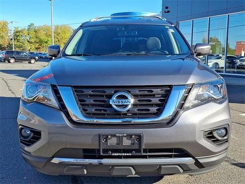 2020 Nissan Pathfinder SV