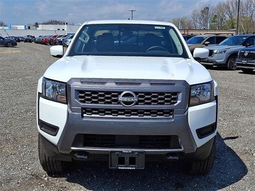 2025 Nissan Frontier SV
