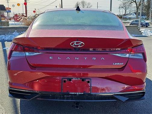 2022 Hyundai ELANTRA Limited