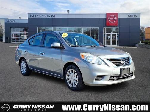 2013 Nissan Versa 1.6 SV