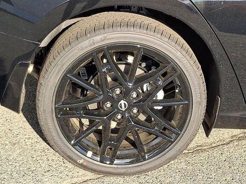 Black 2026 Nissan Altima 2.5 SR