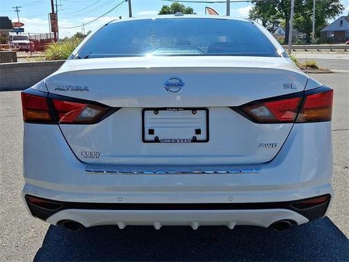 2022 Nissan Altima 2.5 SL