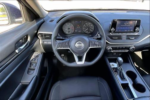 Deep Blue Pearl 2022 Nissan Altima S FWD