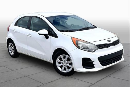 Clear White 2016 Kia Rio LX