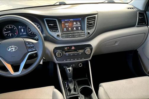 2018 Hyundai TUCSON SEL