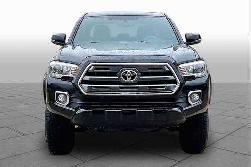 Black 2017 Toyota Tacoma Limited