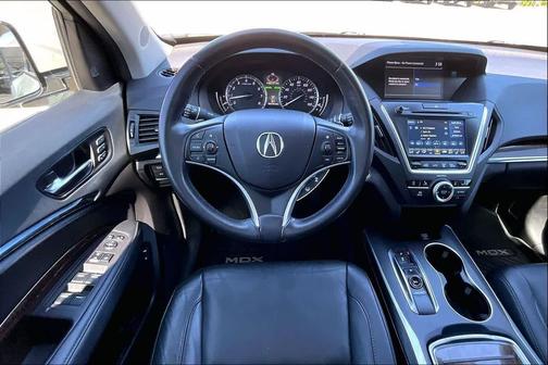 WA/WHITE 2018 Acura MDX 3.5L w/Technology Package