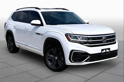 Pure White 2021 Volkswagen Atlas 3.6L SE w/Technology