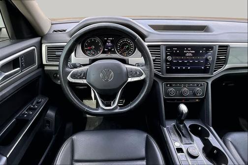 Pure White 2021 Volkswagen Atlas 3.6L SE w/Technology