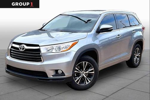 Silver Sky Metallic 2016 Toyota Highlander XLE