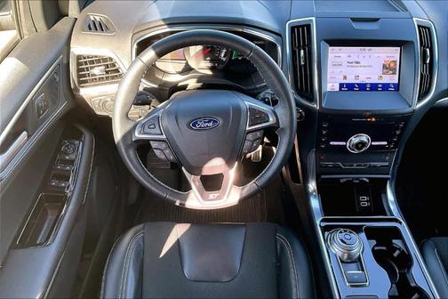 2020 Ford Edge ST