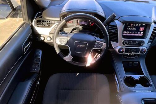 2016 GMC Yukon XL SLE