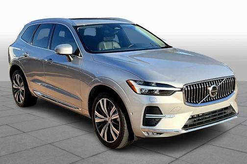 2022 Volvo XC60 B6 Inscription