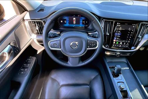 Denim Blue Metallic 2024 Volvo S60 B5 Core Dark Theme