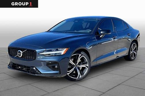 Denim Blue Metallic 2024 Volvo S60 B5 Core Dark Theme